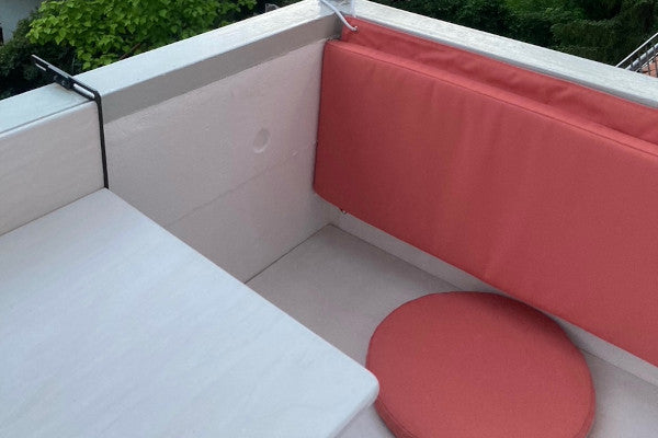 Wandkussen op het terras